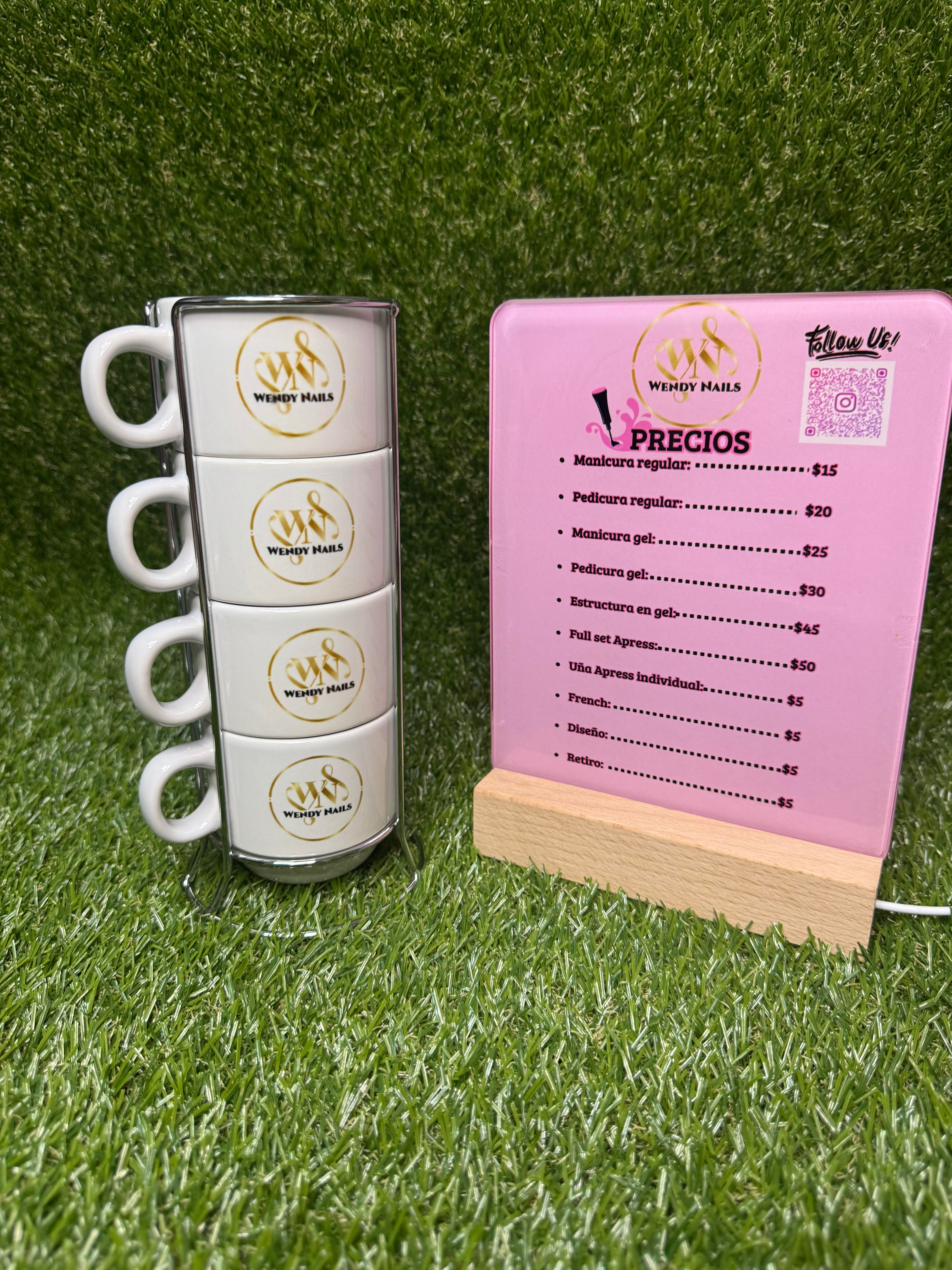 tazas de cafe + cuadro de luces